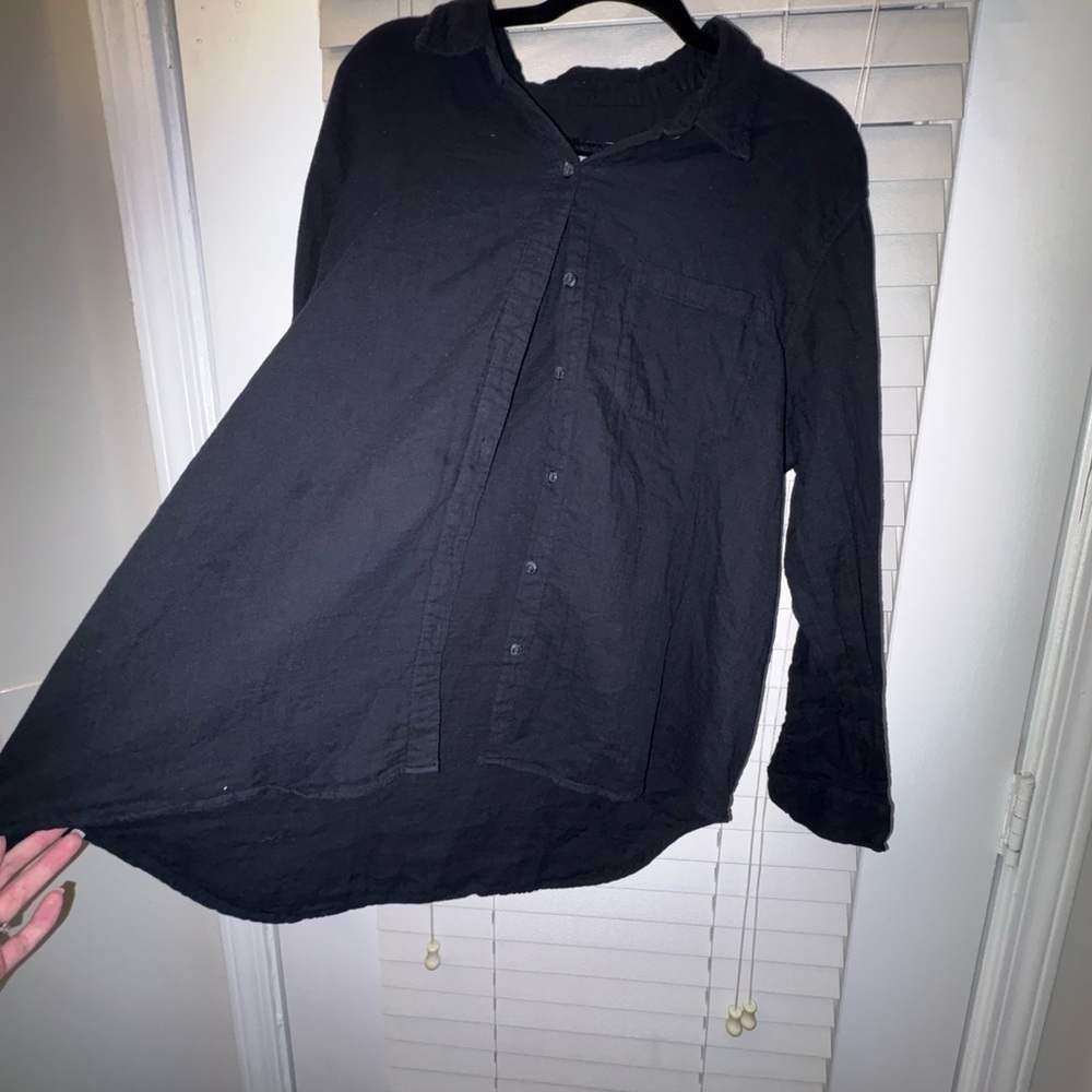 Universal Thread Women’s Black Button-Up Shirt Size XL - Picture 3 of 8